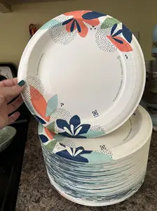 10 Inch 150 Count 2X Stronger Microwave-Safe Soak-Proof Cut Resistant, Disposable Plates Large Paper Plates