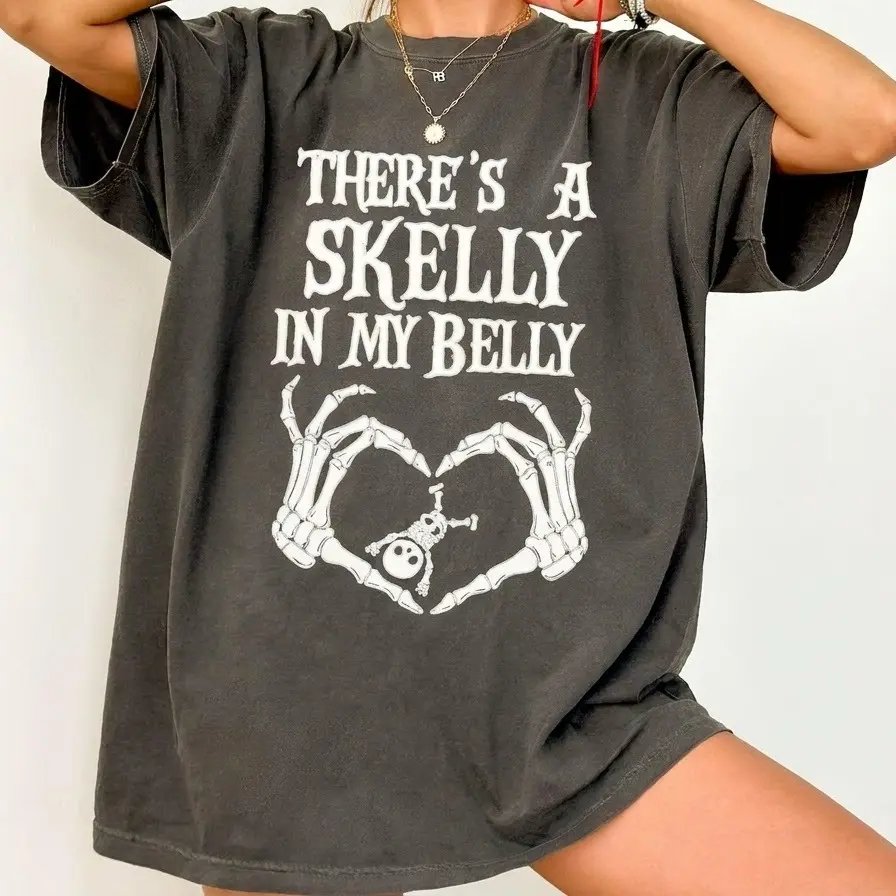 Halloween Pregnancy Shirt, Spooky Mama Announcement Tee, Comfort Colors Pregnancy T-shirt