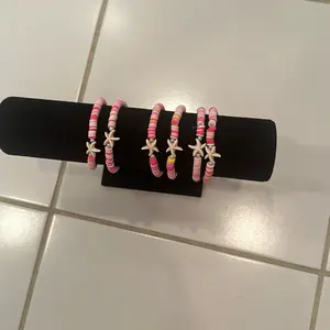 Starfish bracelet with yellow and pink clay beads