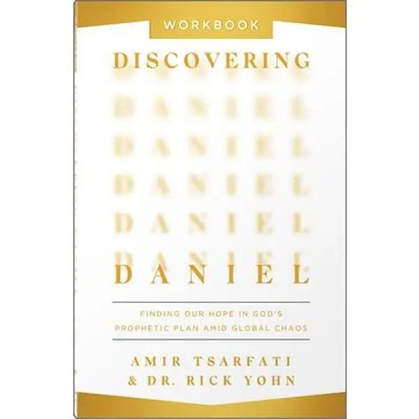 Discovering Daniel Workbook: Finding Hope in God's Prophetic Plan Amid Global Chaos - Amir Tsarfati, English Paperback, Deeper Dive Into Daniel, God's Faithfulness, 0.45 lbs, 8.9" h x 5.91" l x 0.55" w