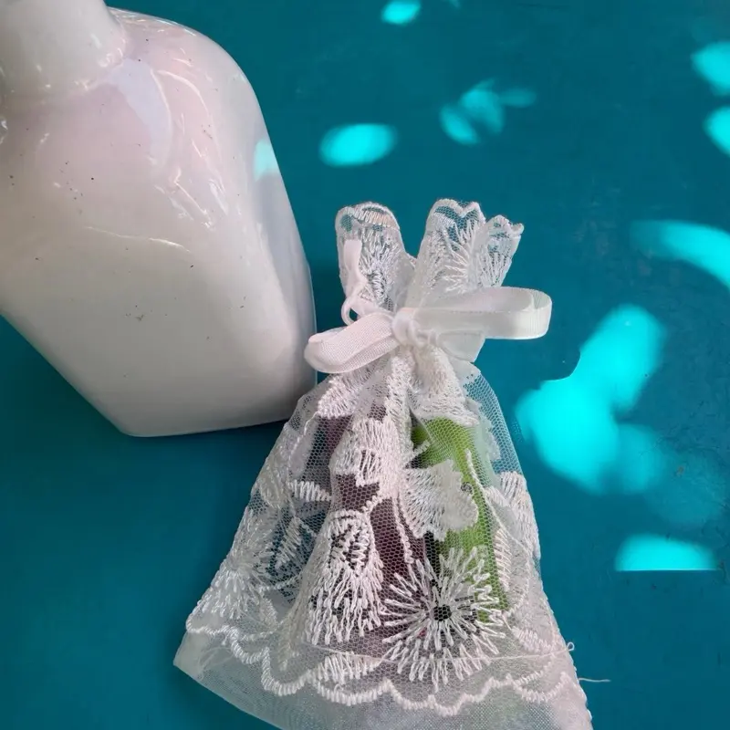 White Lace Organza Gift Bags - Vintage Romantic Floral Embroidery Drawstring Pouches for Bridesmaids Gifts, Wedding Gifts, Keepsakes, Lavender Sachets, Handmade Soaps, Jewelry, Favors & Aesthetic Packaging (Set of 5)