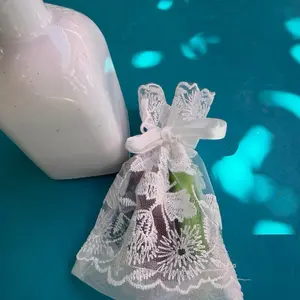 White Lace Organza Gift Bags - Vintage Romantic Floral Embroidery Drawstring Pouches for Bridesmaids Gifts, Wedding Gifts, Keepsakes, Lavender Sachets, Handmade Soaps, Jewelry, Favors & Aesthetic Packaging (Set of 5)