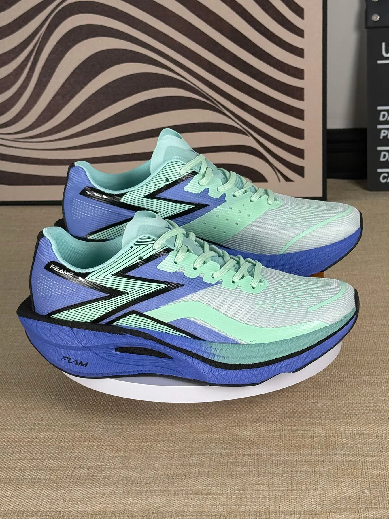 Women's and Couple's Sporty Running Shoes, Road running shoes, Cushioned running shoes, With Breathable Mesh Upper, New Spring 2026 Style, Lightweight, Soft Sole, Athletic Shoes, Perfect for Outdoor Running, Gym Workouts