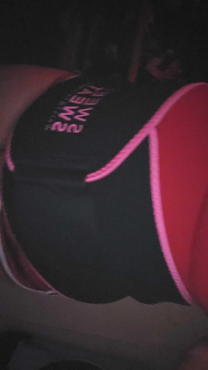 Item: X-Large Pink, XL