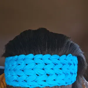 Comfortable Knitted Headband for Daily Wear - Stylish and Durable Accessory for Women and Men
