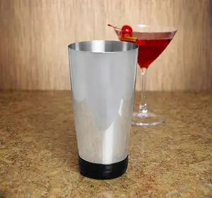 Cocktail Shaker with Weighted Vinyl Bottom - 28 ounce