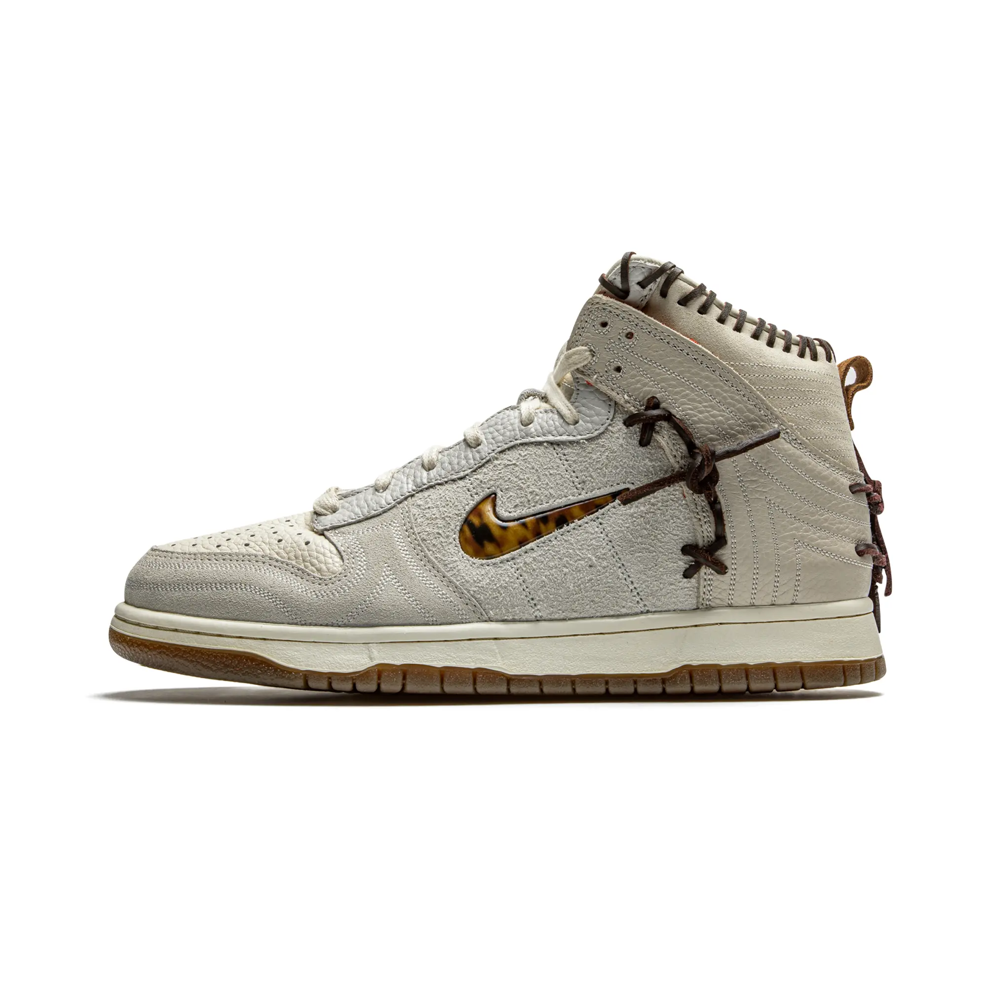 Dunk High "Bodega - Friends & Family" CZ8125 100