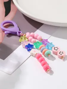 Smiley Love Keychain Charm, Cute Book Bag Accessory, Perfect Gift for Best Friends and Couples, Trending Key Ring Pendant, Trendy Cute Keychain