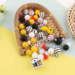 3D Animal Design Silicone Beads, Acrylic Beads, 31pcs/set DIY Beading Kit, DIY Jewelry Making Supplies for Bracelet Necklace Earrings Pendant