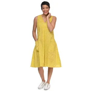 Tulip Poppie Womens Sleeveless Dress in Goldfish Dot