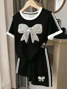 Spring & Summer Girls Casual Fashion Custom Bow Print Set, Summer Clothes Set, Comfortable Daily Wear, Cute Summer Style, Loose-Fitting Short T-Shirt & Shorts, Casual Outfit Set, Summer Outfits Set