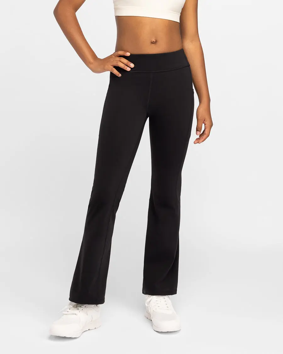 Girls' High-Waisted Flare Leggings - Athleisure Wear, Sporty Chic Workout Outfit Inspo, 2 High-Capacity Pockets, Breathable Soft Fabric Comfortable Activewear Bottoms, Breathable Fabric, High Stretch