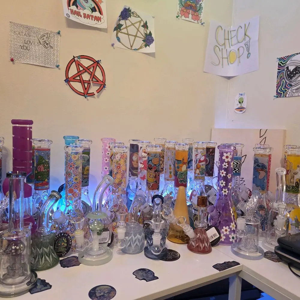 vases / water vases
