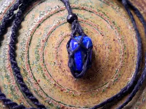 Macrame Gem Keeper Necklace.