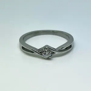 Stainless Steel Solitaire Stone Ring – Silver-Tone Minimalist Band