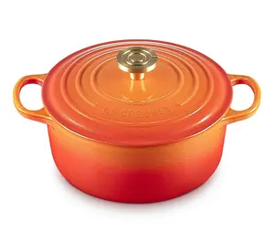 Le Creuset Flamme Doree 4.5 Quart Round Cast Iron Dutch Oven Le Creuset Flamme Doree 4.5 Quart Round Cast Iron Dutch Oven