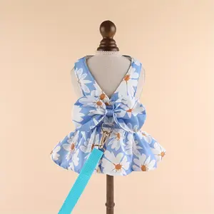 Chic Floral Summer Dress & Matching 4-Foot Leash for Small Dogs – Durable, Stylish Outfit for Female Puppies