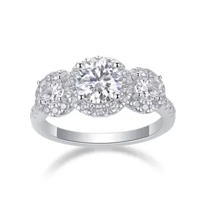 [TW] "Ronda" 1ct 3 Stone Romantic Moissanite Ring Cathedral Settting Half Iced Out Band Solid S925 Sterling Silver 18k Platinum Plated Ring VVS1 D Color Perfect Gift For Her Birthday Valentine Propose (R13160)