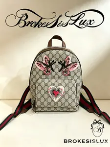 Pre-owned GUCCI GG Supreme Canvas Butterfly Embroidered Backpack
