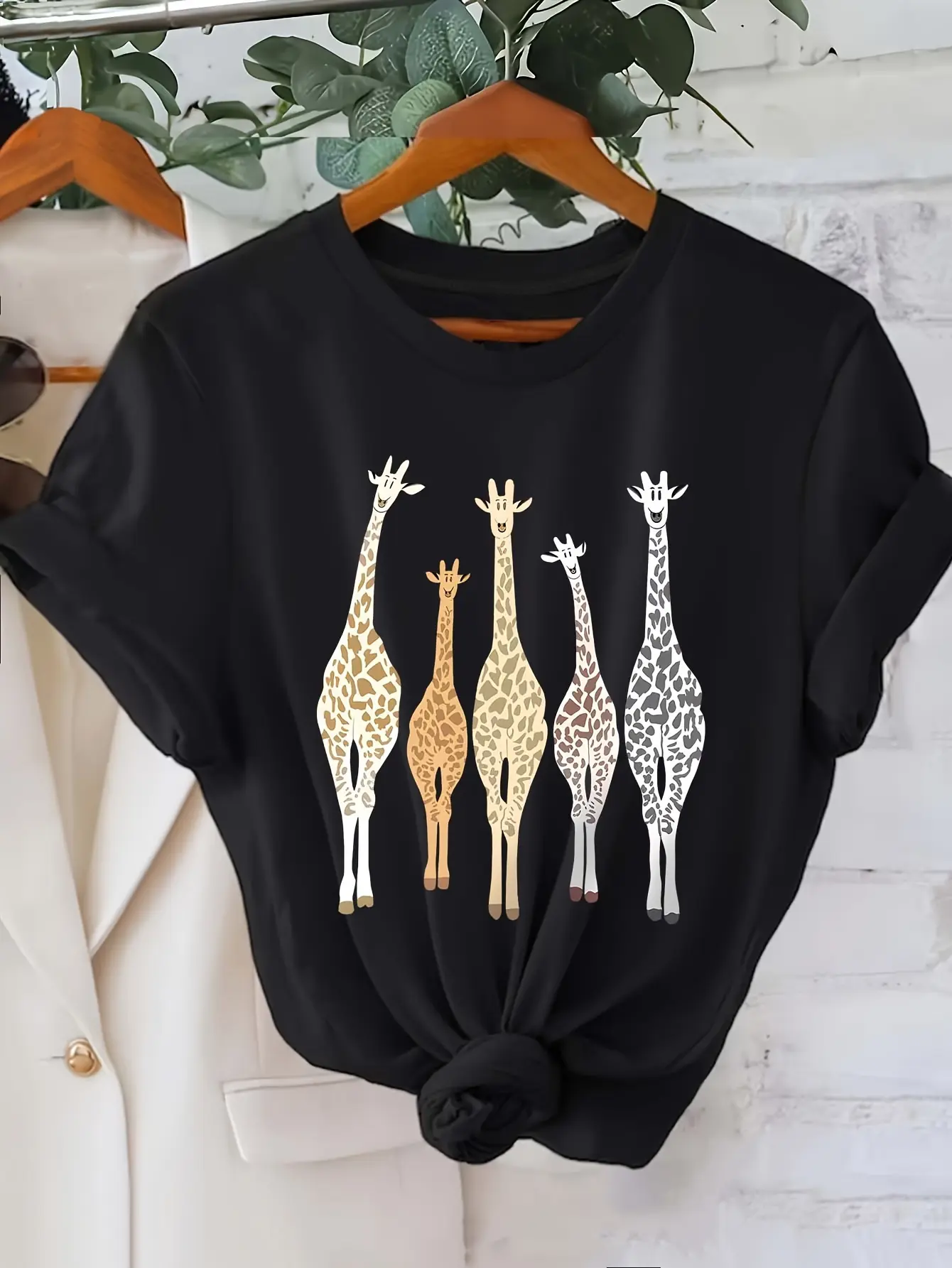 5 Giraffes Plus Size Women's T-Shirt -  Lightweight 188gsm Casual Round Neck Tee with Playful Giraffe Print, Machine Washable Spring Summer Top
