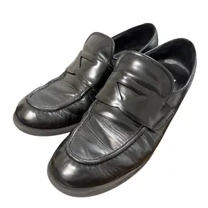Pre-owned PRADA Calfskin Small Leather Goods Leather Loafer