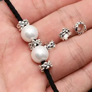 50pcs Flower-shaped large hole spacer beads, alloy hangings, flower loose beads Handmade diy beaded jewelry materials for DIY jewelry making, suitable for bracelet and necklace making accessories