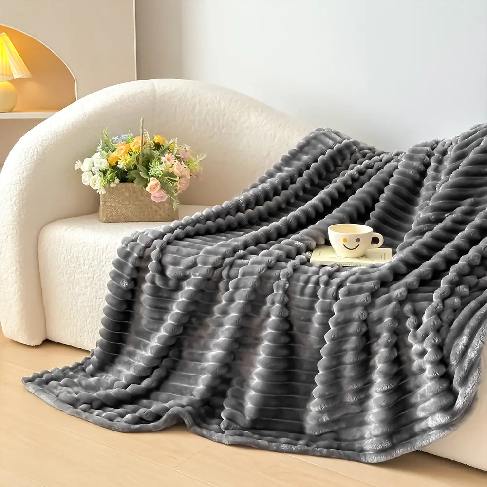 Ultra-Soft Cream Plush Flannel Throw Blanket - Skin-Friendly, Cozy Warm All Seasons Blanket, Multipurpose for Beds, Sofas, Modern Home Decoration Gift, Cozy Warm Blanket