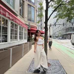 Women's High-Waisted Wide-Leg Palazzo Pants, Button Fly Gathered Waist Flowy Trousers, Loose Leg Pants, Button Front Trousers, Tummy Control Office Casual Wear, Old Money & Boho Style, Perfect for Summer Vacation