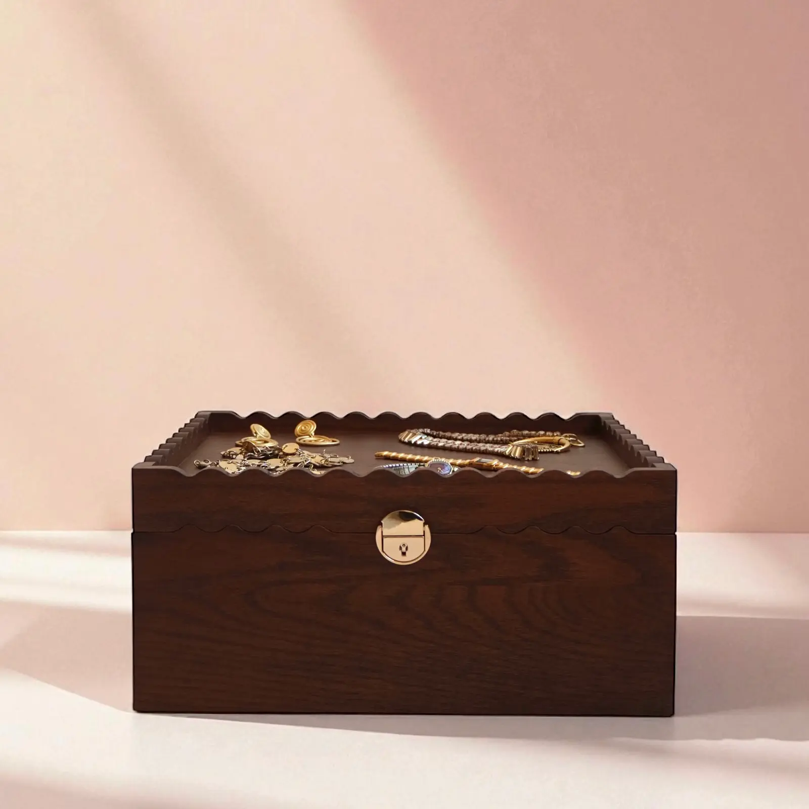 The 2-in-1 Keepsake Case The 2-in-1 Keepsake Case
