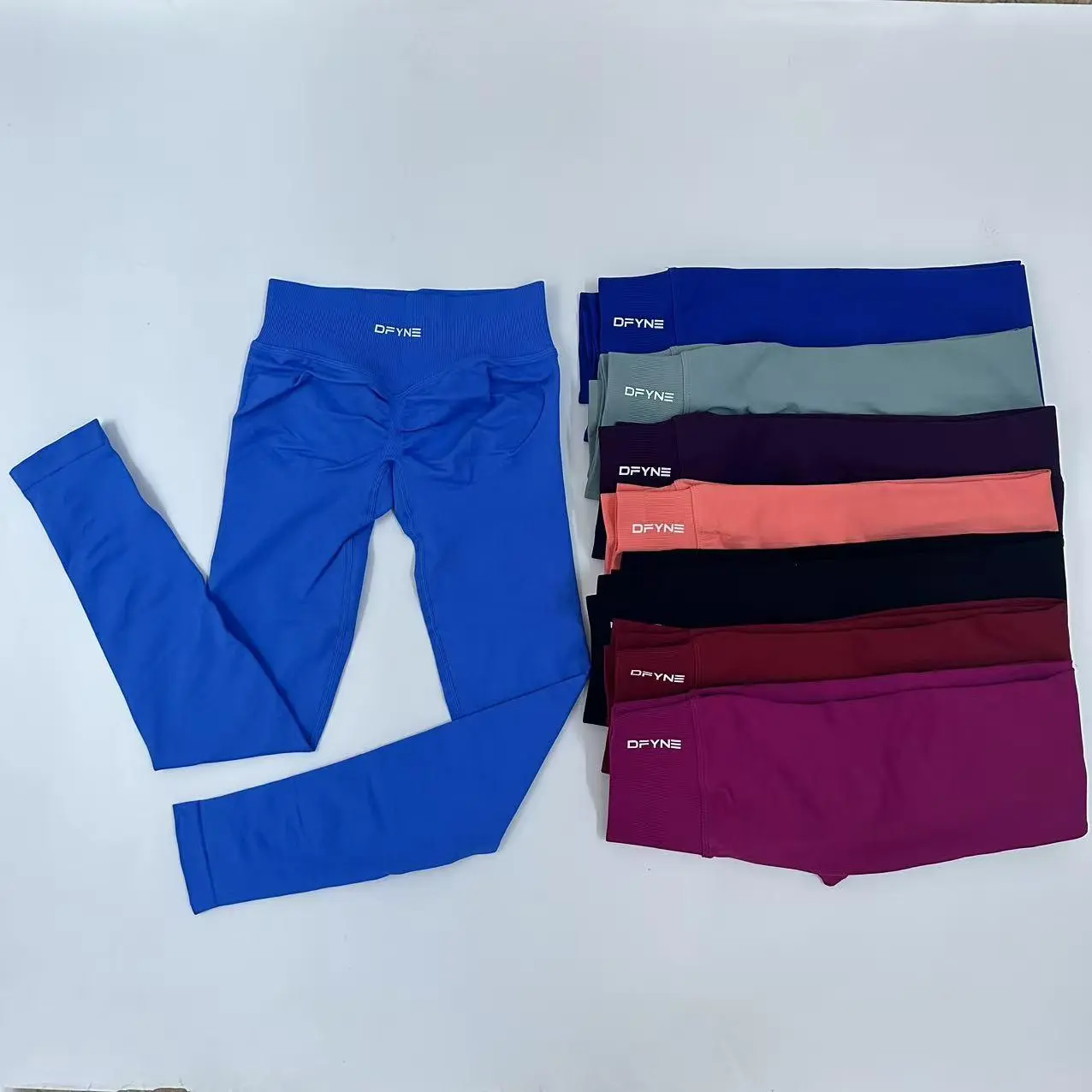 Dfyne Impact High-waist women's tight-fitting trousers and seamless yoga pants, suitable for sports, cycling and outdoor activities. Dfyne Impact High-waist women's tight-fitting trousers and seamless yoga pants, suitable for sports, cycling and outdoor activities.