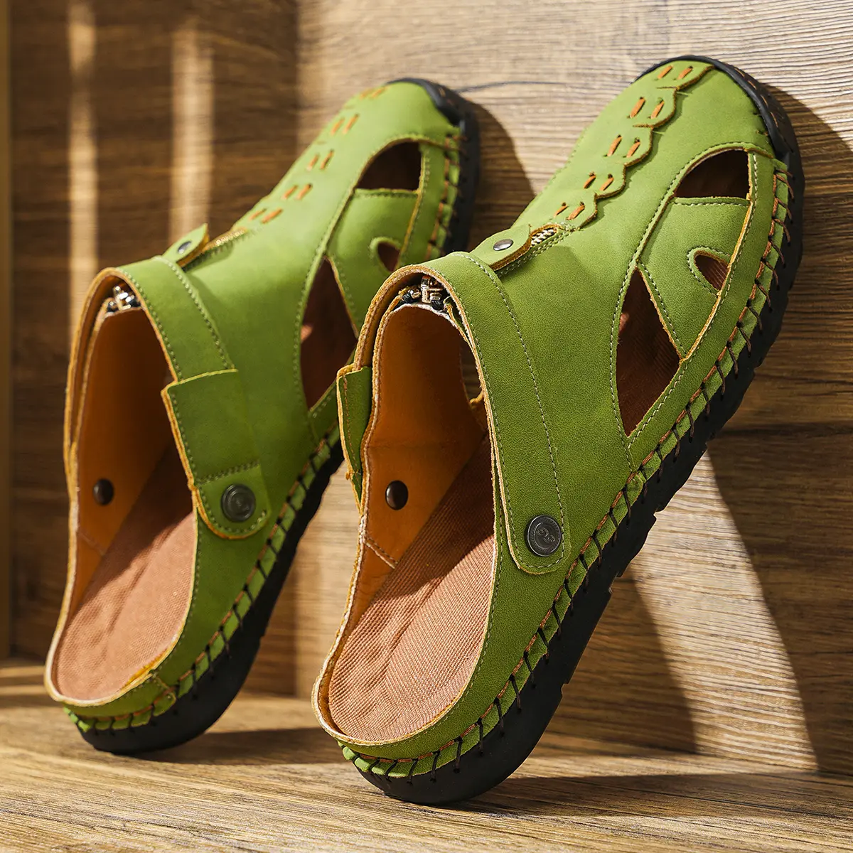 AOPLUS Womens Mens Slip On Leather Sandals, Vintage Closed Toe Mules with Front Zip. Comfortable Orthopedic Clogs for Standing All Day Foot Pain Relief. Breathable Cut Out Walking Shoes, 2-in-1 Casual Outdoor Slippers.