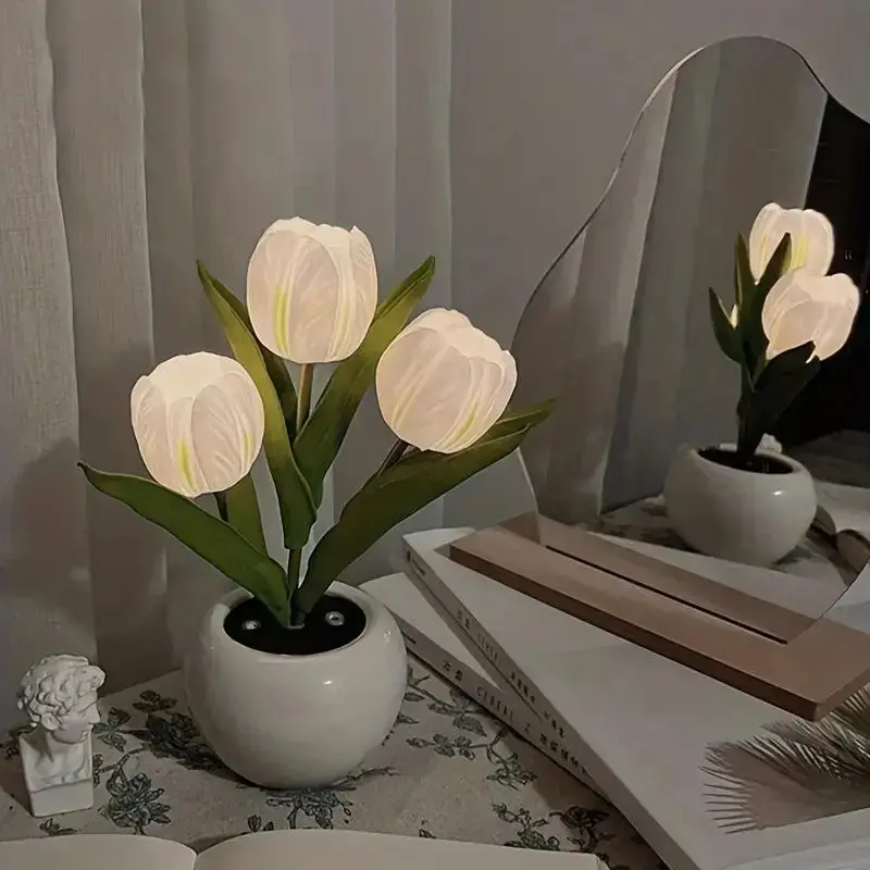 Tulip Light LED Simulated Tulip Night Lamp, Illuminated Night Light, Flower Design Lamp, Indoor Decoration Lamp, USB Powered, Atmosphere Lighting, Vase Table Lamp Decor, Home Living Room Desktop Decoration, Christmas Halloween Holiday Gift