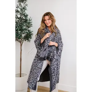 Luxe Wearable Blanket | Grey Dark Leopard