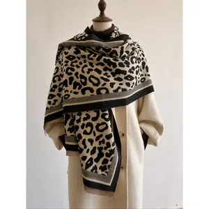 Boho leopard print scarf, fashionable soft warm shawl for women, casual versatile scarf for fall and winter, scarf wrap