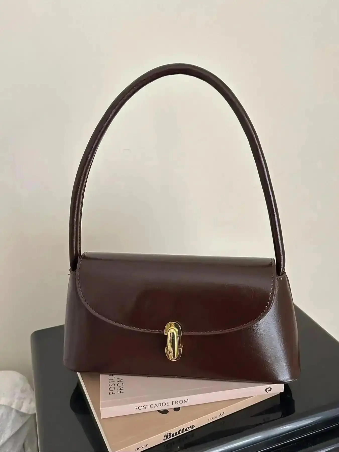 2026 Women's Elegant Shoulder Bag, Fashionable Versatile Underarm Bag, Ideal Gift Choice, Perfect Match for Any, All Seasons