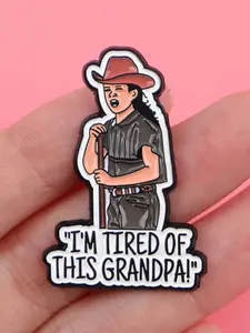 Unisex Zinc Alloy Brooch Pin, Casual Style Letter Pattern, Simple Design Accessory for Backpacks and Sweaters, All Seasons Wear