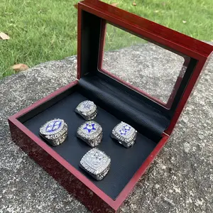 SILVER/GOLDEN VERSION RINGS GIFT SET  RUGBY 1971 1977 1992 1993 1995 WORLD CHAMPIONSHIP RING, 5 RINGS SET WITH 5-HOLE WOODEN DISPLAY BOX PACKAGING, HOLIDAY GIFT FOR BASEBALL FANS