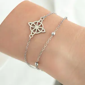 Elegant Minimalist Witch Knot Bracelet for Women Vintage Charm Versatile Iron Chain with Star & Bead Accents Perfect for Daily Wear Parties and Festive Occasions All-Season Accessory Party Accessory