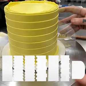 7pcs Large Clear Acrylic Cake Scraper Set Cake Icing Smoother Scraper Frosting Comb Cake Edger Stripes Contour Comb Pastry Cutter For Mousse Butter Cream Cake Decoration