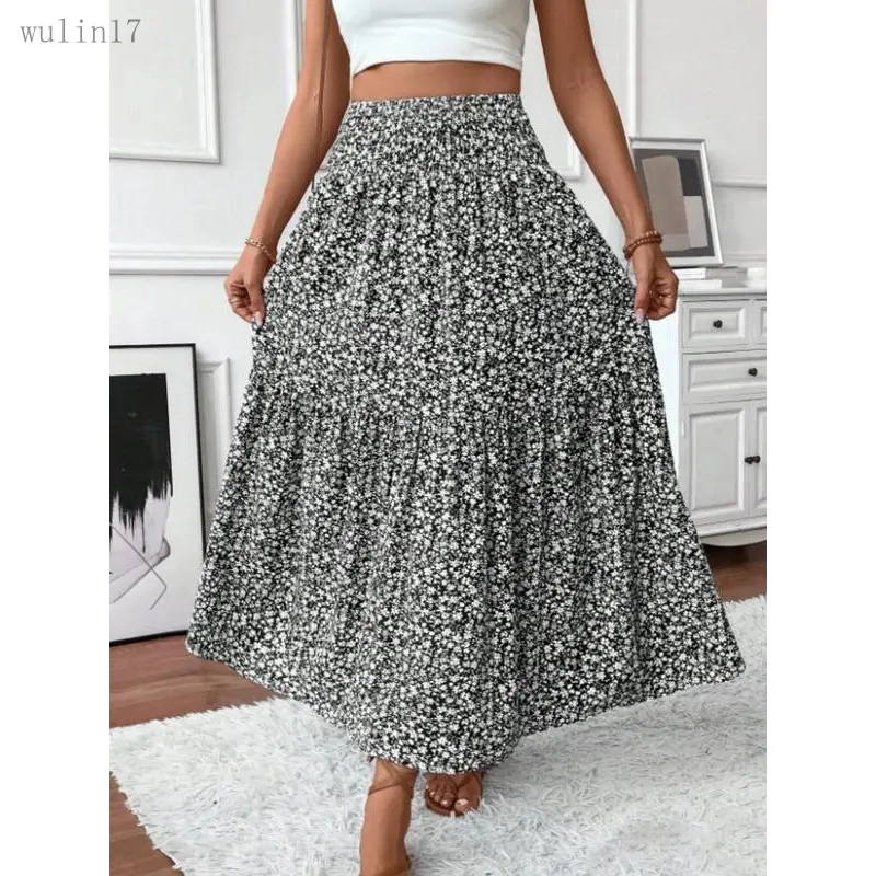 New2025Women's Ditsy Floral Print Tiered Layer Hem Skirt, Boho Fashion Casual Long Skirt for Daily Holiday Vacation Wear, Ladies Bottoms for Summer, Bohemian Womenswear(Gift)11