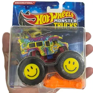 Hw Treasure Hunt Wreckreational diecast Monster Truck