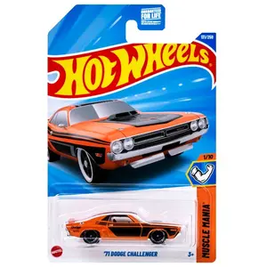 Hot Wheels 71 Dodge Challenger Diecast Car