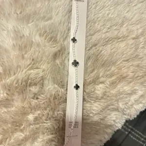 Silver 925 clover bracelet with zirconia