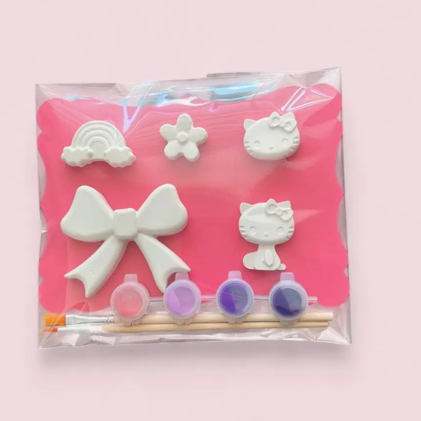Plaster DIY Girl Paint Kit