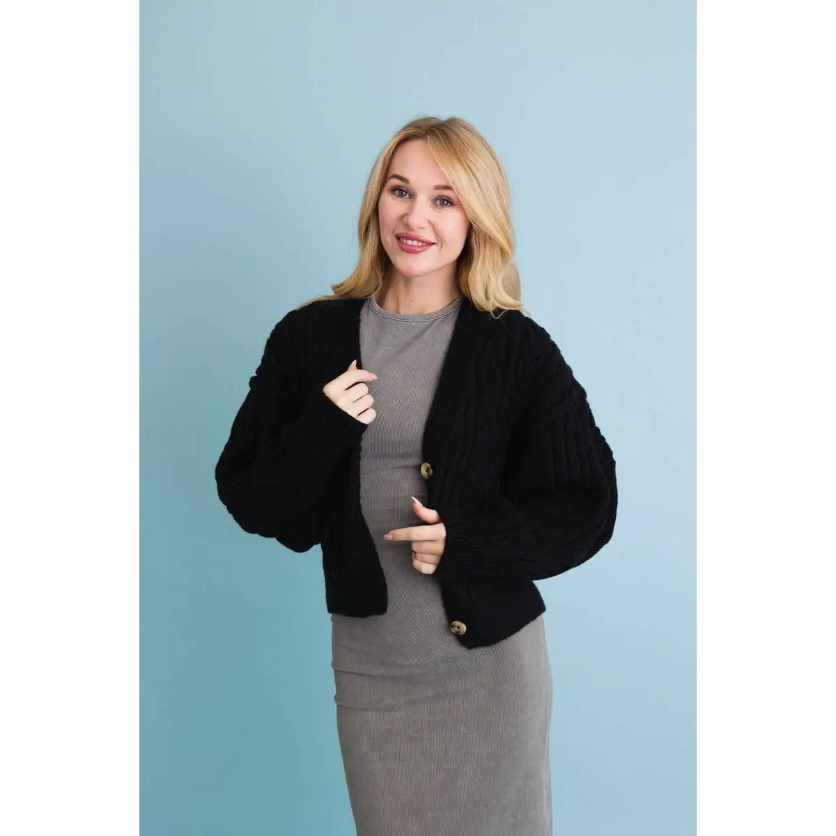 Chunky Cable Knit Button-Up Cropped Cardigan