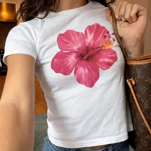 Hibiscus Flower Baby Tee – Tropical Floral Graphic, Hawaii Beach Y2K Summer Aesthetic Outfit