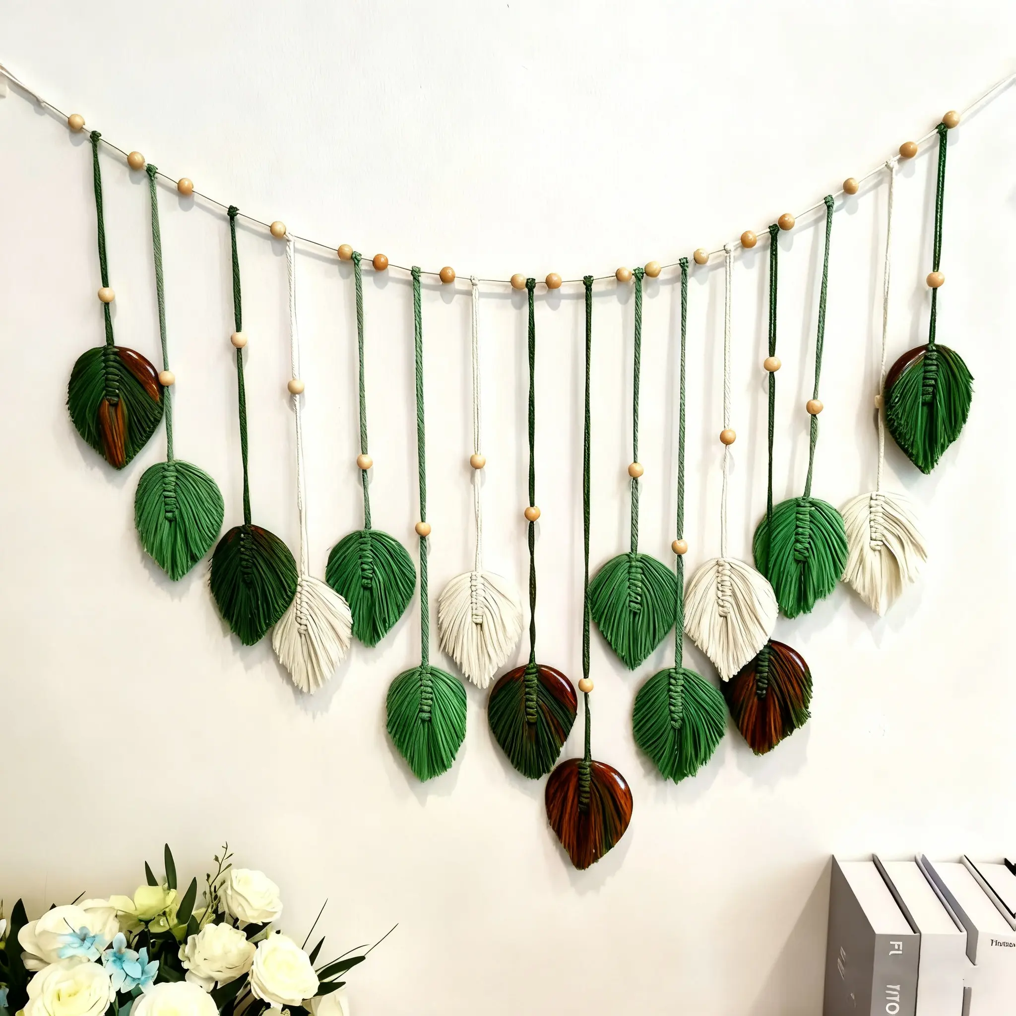 Bohemian-Style Woven Leaf Wall Hanging Modern Tapestry for Living Room Bedroom Decor Handcrafted Ornament Home Decor Boy's & Girl's Room Accessories