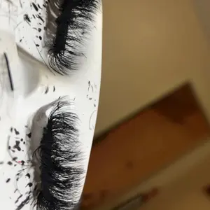 Custom lashes