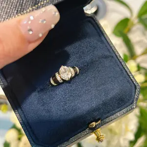 Vintage High-Carbon Synthetic Zirconia Enamel Exquisite 18K Golden Plated Women'S Ring