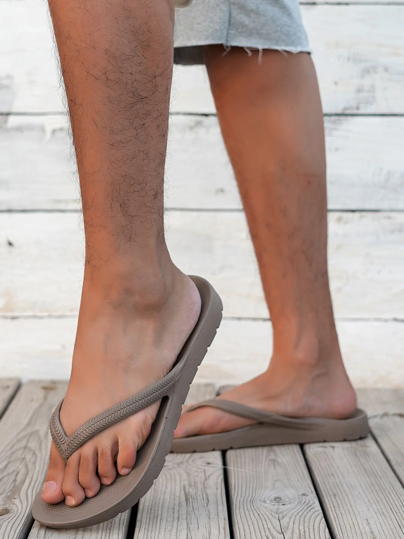 Men's Solid Color Summer Beach Home Sandals, Lightweight Open-Toe Casual Flat Shoes, Soft Sole Indoor Outdoor Slippers, Plain Color Slides, Ideal for Beach and Pool, Footwear